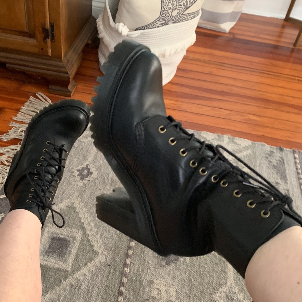 Doc Martens Kendra Boot